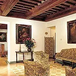 Hotel Tiferno 4*