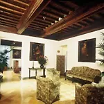 Tiferno Hotel
