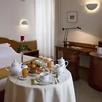 Tiferno Hotel 4*