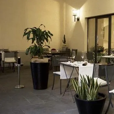 Hotel Tiferno 4*